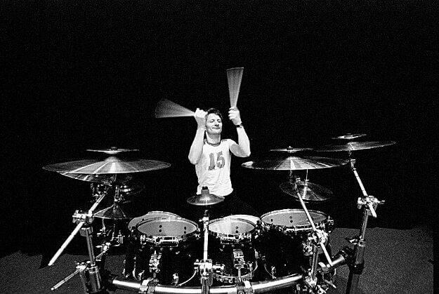 Schlagzeugunterricht in München: David Pätsch am Drumset